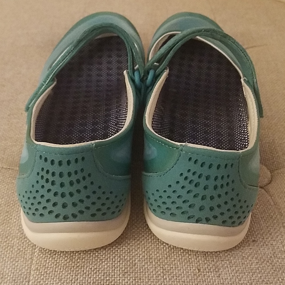 Land's End Mary Jane Water Shoe - Picture 3 of 8